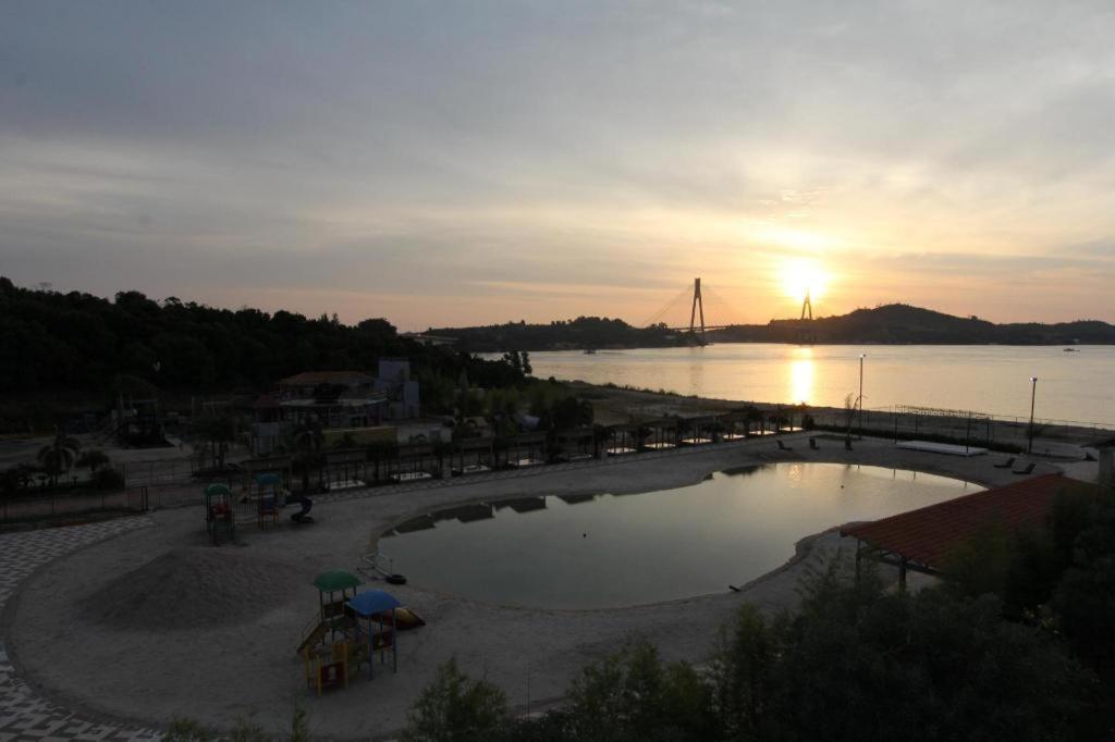 Nipah Island Resort Nagoya Exterior foto